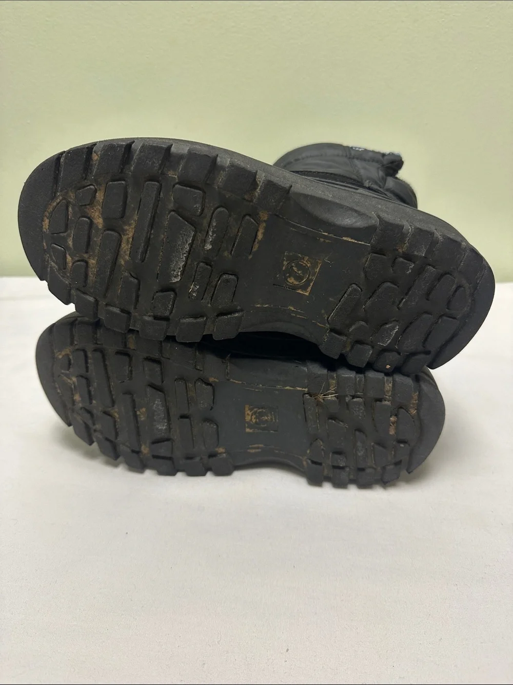 Lands' End Kids Black Insulated Snow Boots